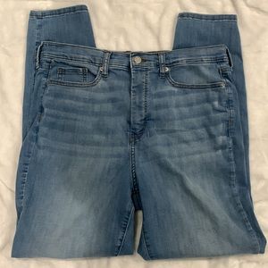 Banana Republic Super Stretch Legging Jeans Med wash - Size 31/12